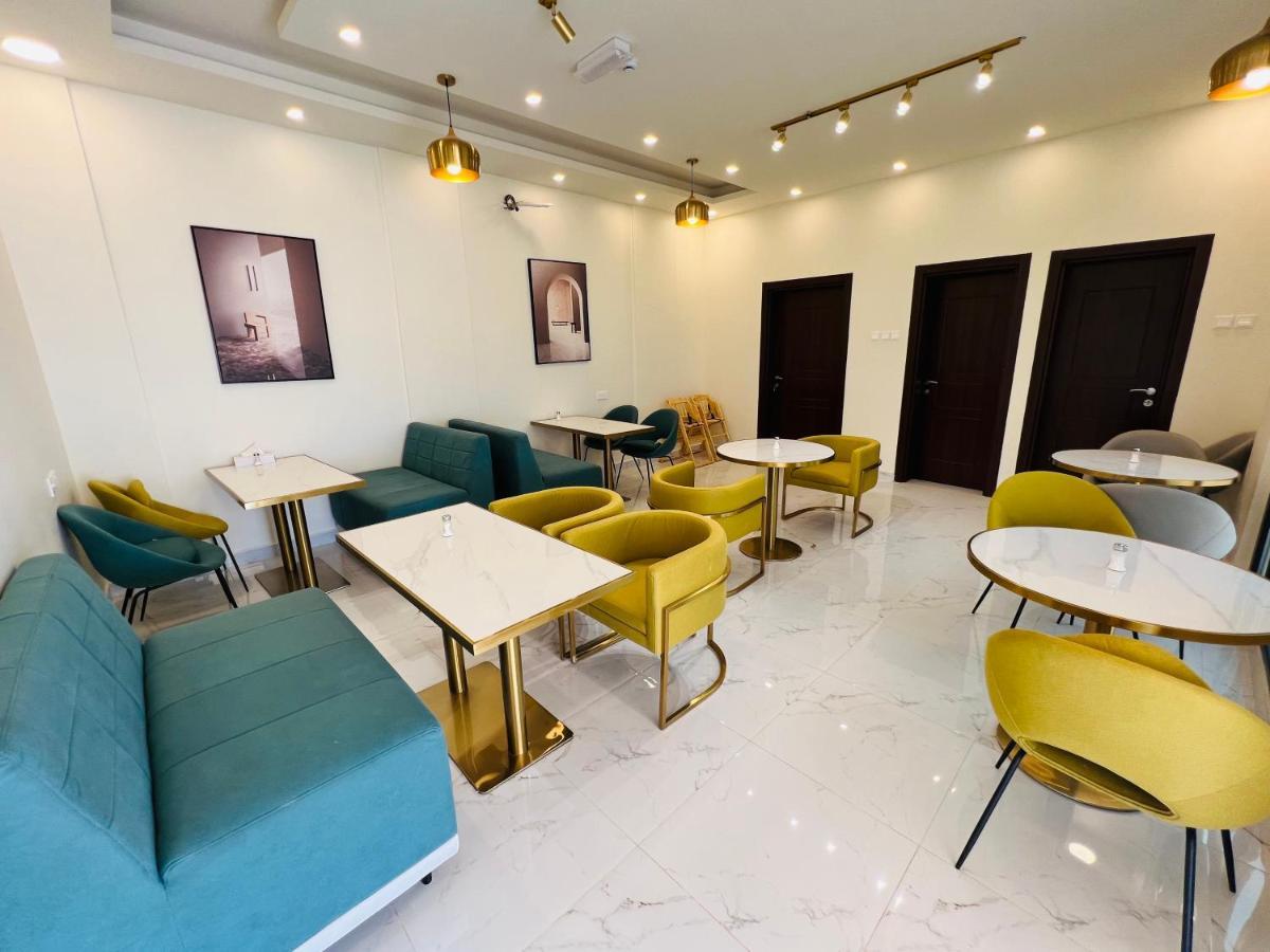 Falcon Grand Hotel Ras al Hadd エクステリア 写真